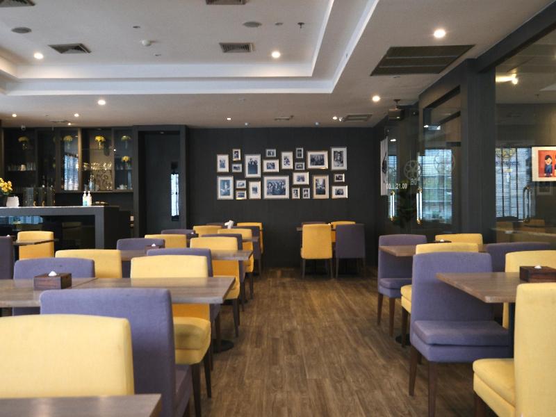 Le Cassia Hotel image