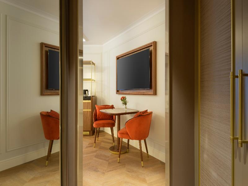 Palacio San Juan, A Royal Hideaway Hotel image
