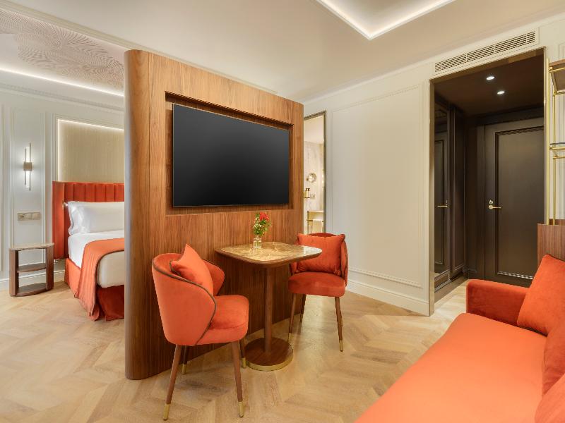 Palacio San Juan, A Royal Hideaway Hotel image