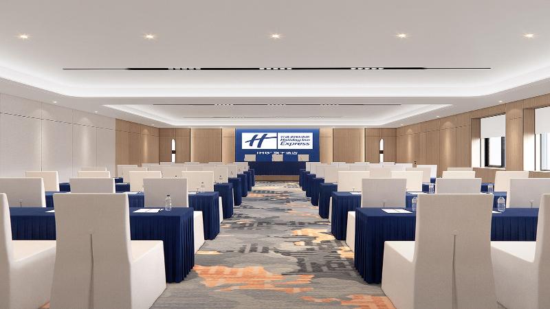 Holiday Inn Express Longyan Liancheng, an IHG Hotl image