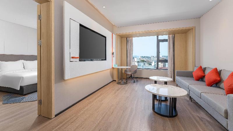 Holiday Inn Express Longyan Liancheng, an IHG Hotl image