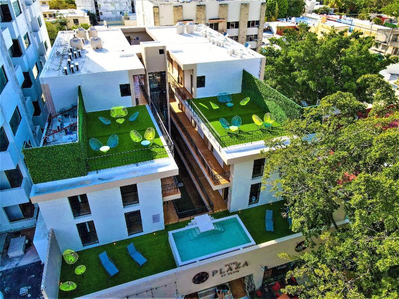 Hotel Plaza By Kavia image