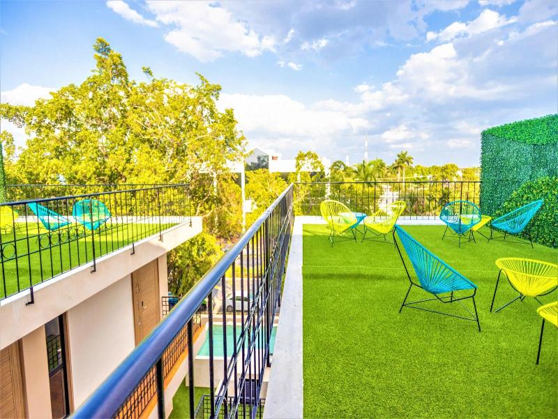 Hotel Plaza By Kavia image