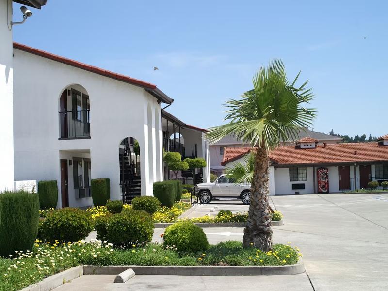 Travelodge by Wyndham Vallejo image