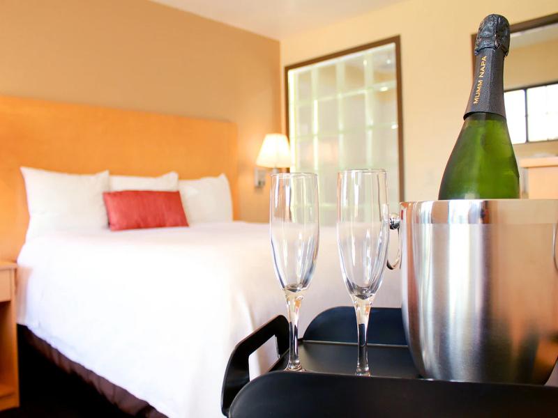 Travelodge by Wyndham Vallejo image