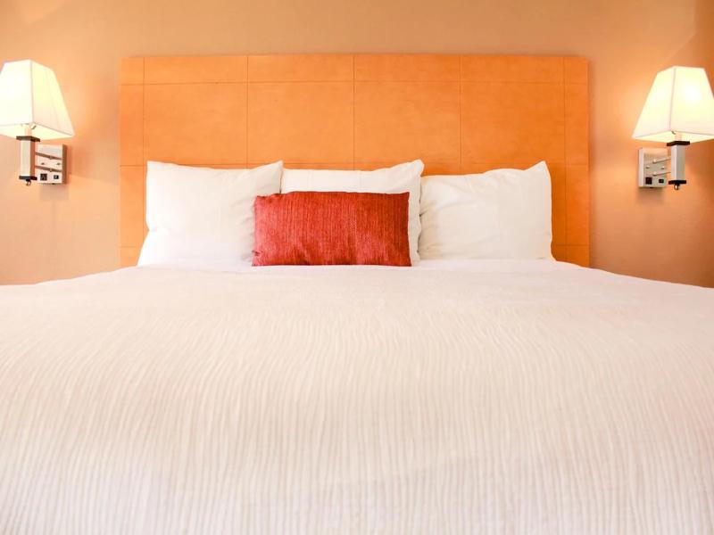 Travelodge by Wyndham Vallejo image