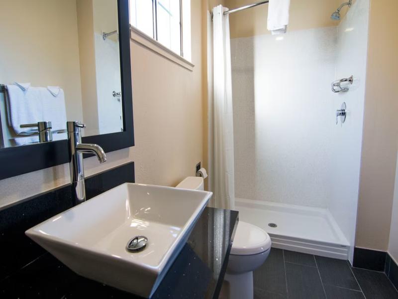 Travelodge by Wyndham Vallejo image