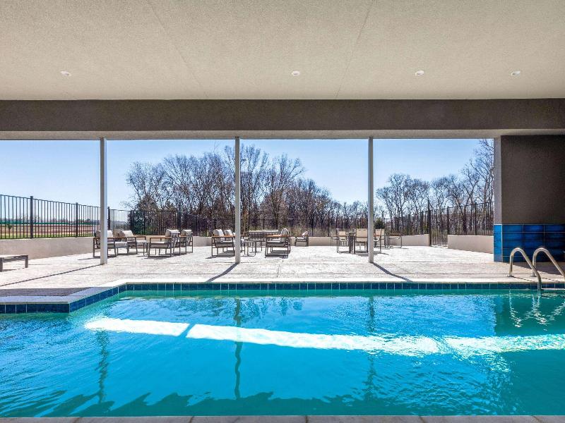 Hawthorn Extended Stay by Wyndham DeSoto image