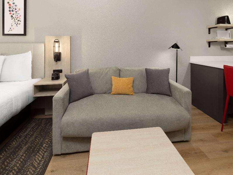 Hawthorn Extended Stay by Wyndham DeSoto image