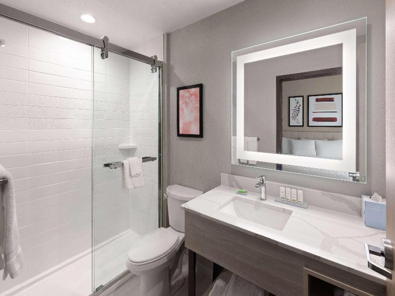Hawthorn Extended Stay by Wyndham DeSoto image