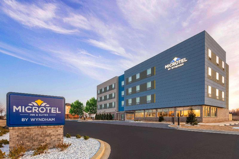 Microtel Inn & Suites by Wyndham Olive Branch image