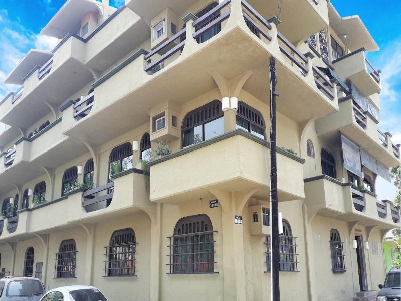 Hotel Solimar Inn Suites image