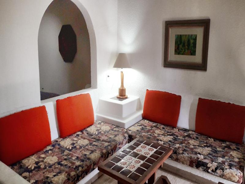 Hotel Solimar Inn Suites image