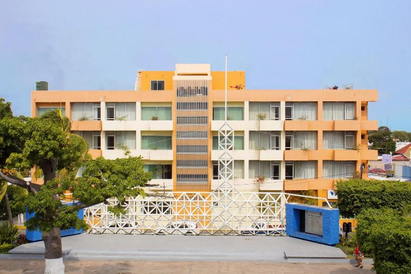 Hotel Del Parque image