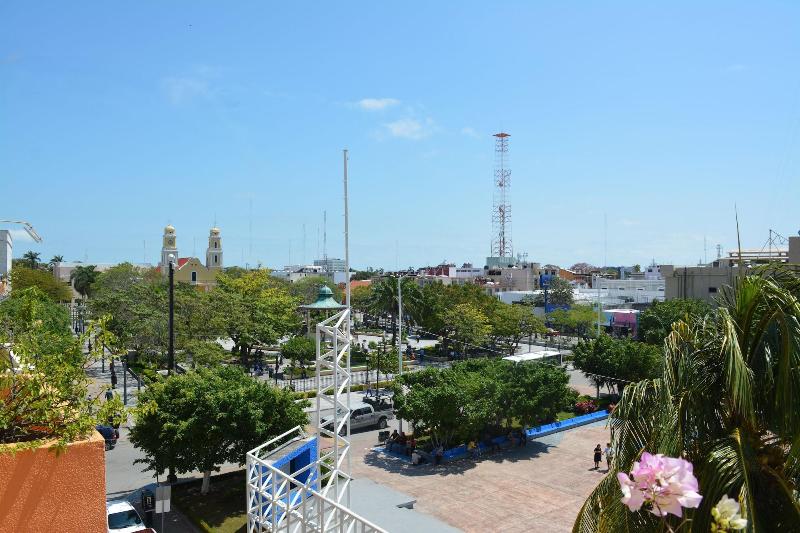 Hotel Del Parque image