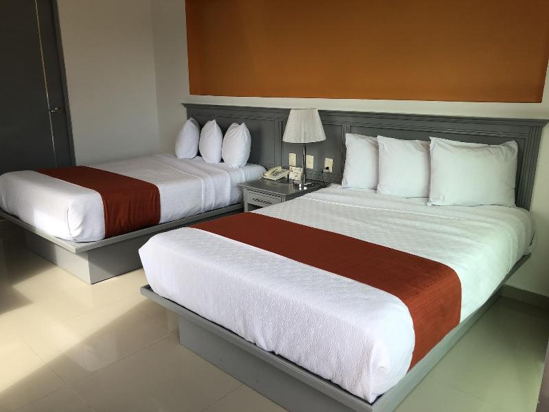 Hotel Del Parque image