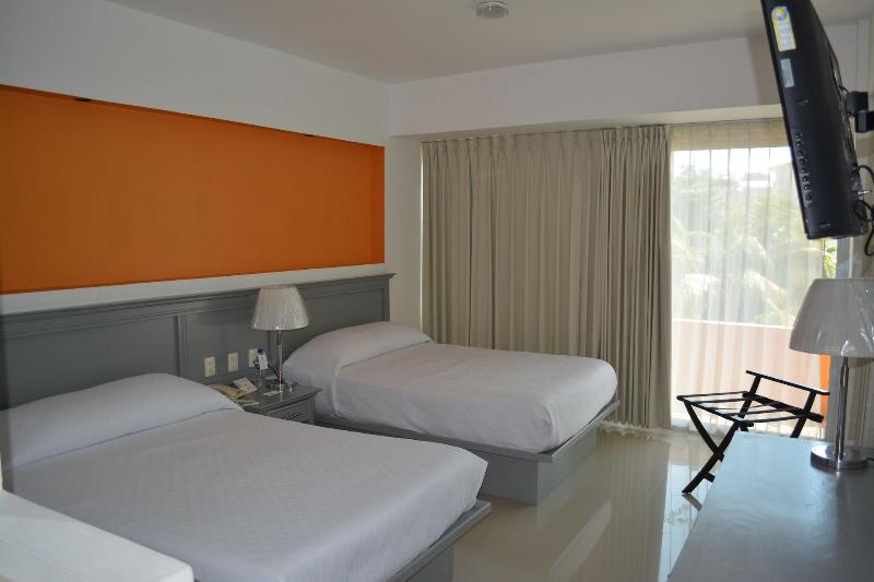 Hotel Del Parque image