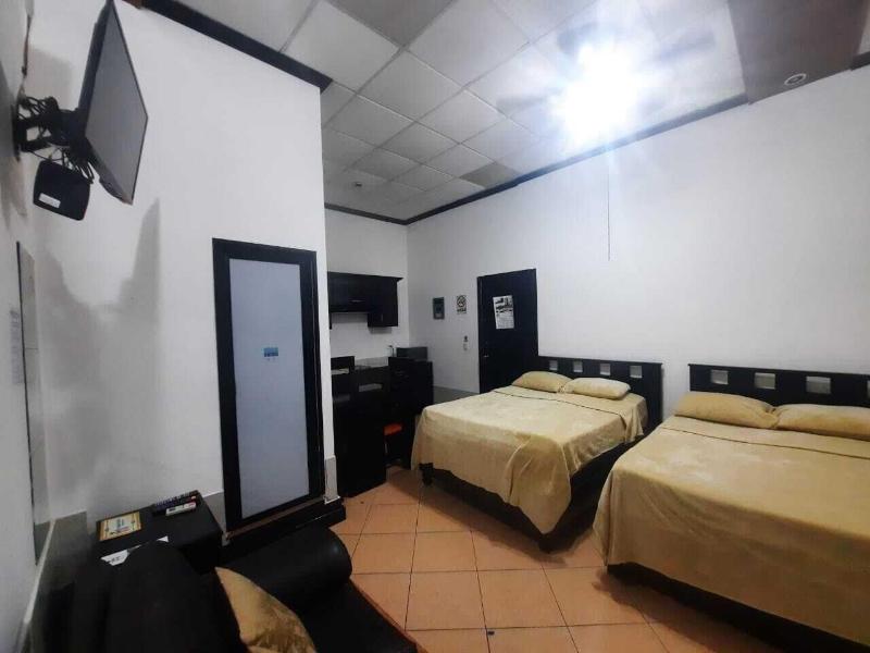Hotel Garcias Suites