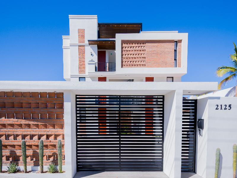 Josefa Suites — general view