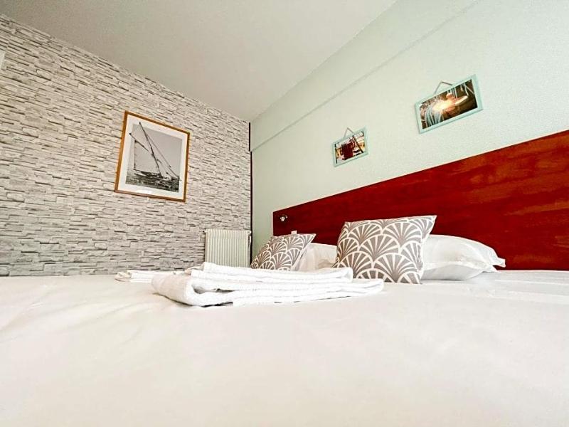 Hotel les Alignements image