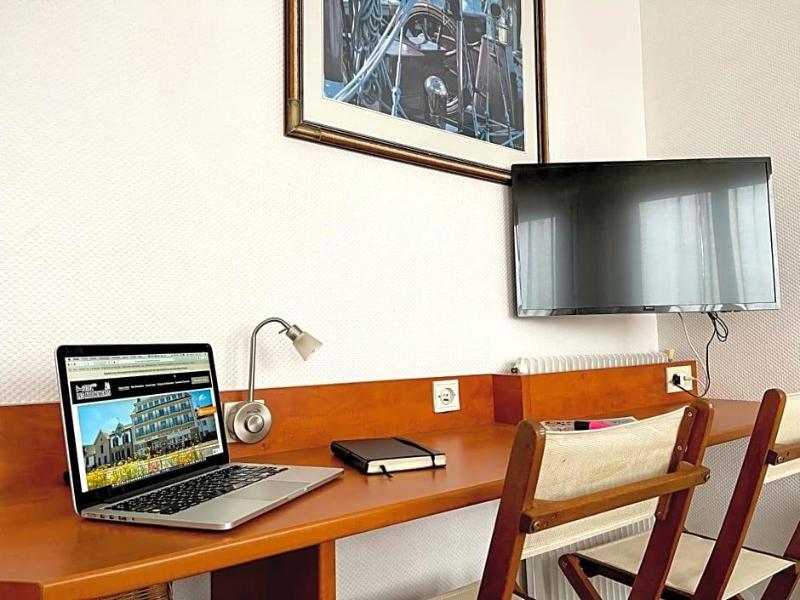 Hotel les Alignements image