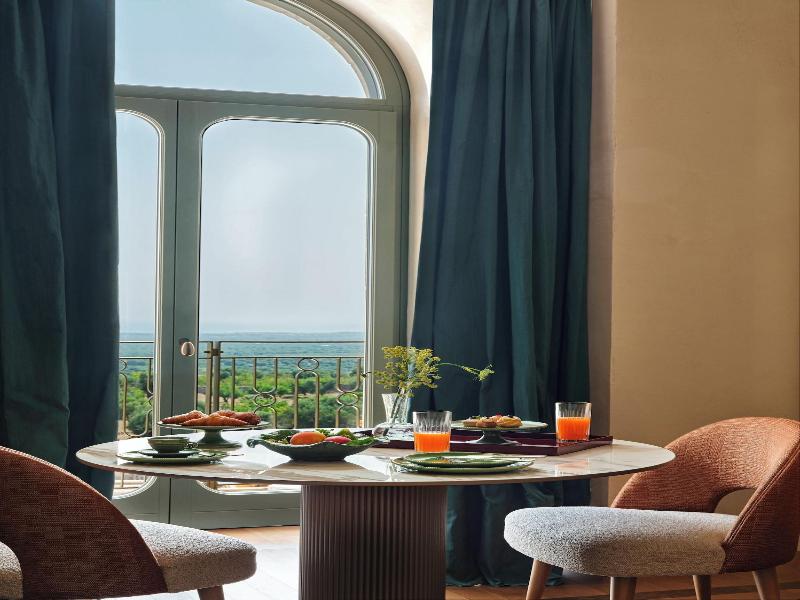 Vista Ostuni Hotel image