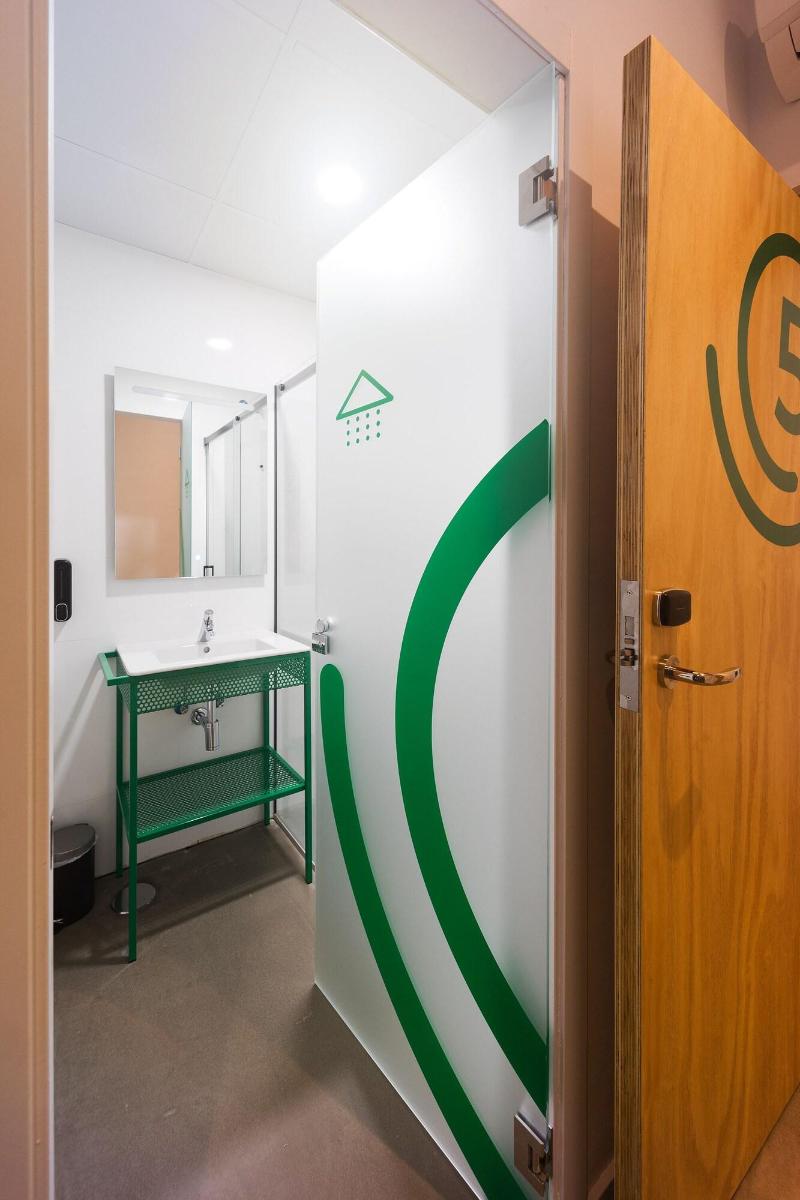 Konk Hostel image