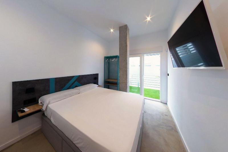 Konk Hostel image