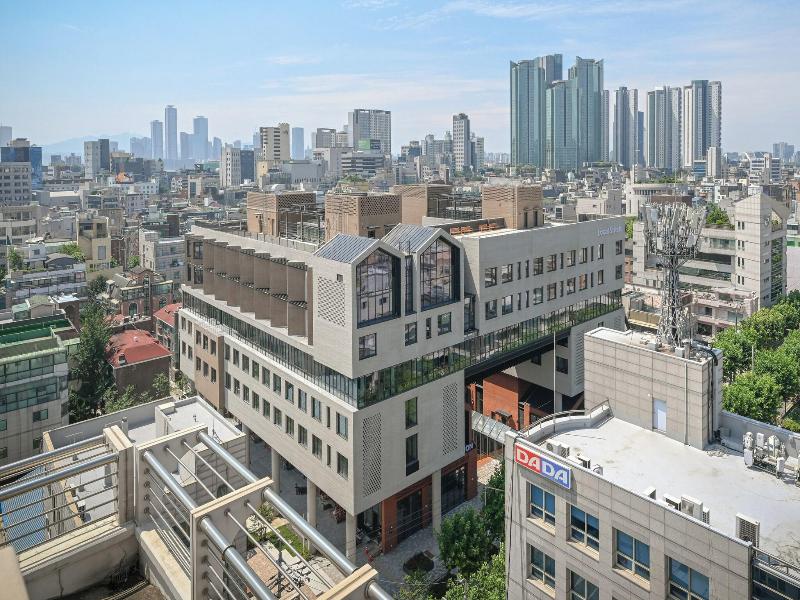 Localstitch Creator Town Seogyo image