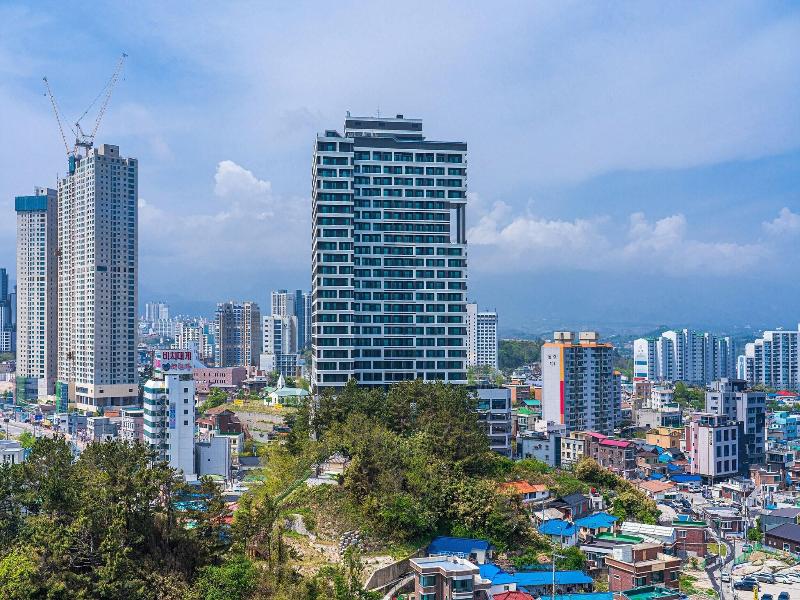 Sokcho I Park Suite Hotel And Residence