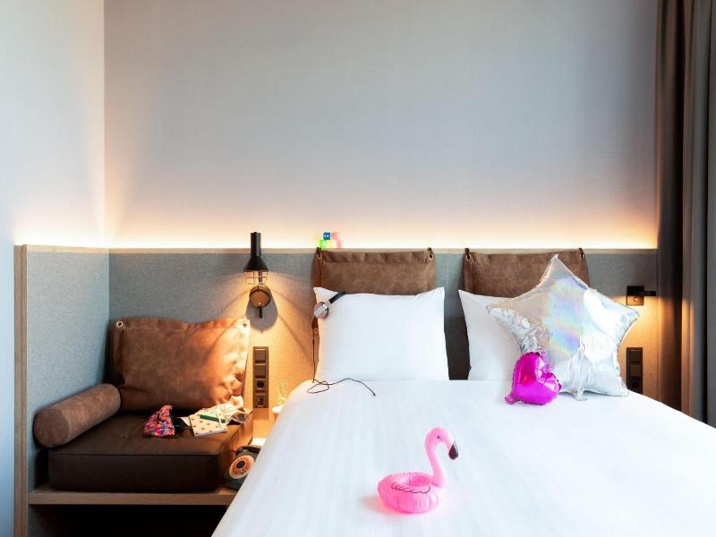 Moxy The Hague image