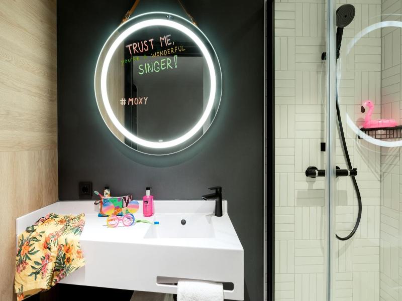 Moxy The Hague image