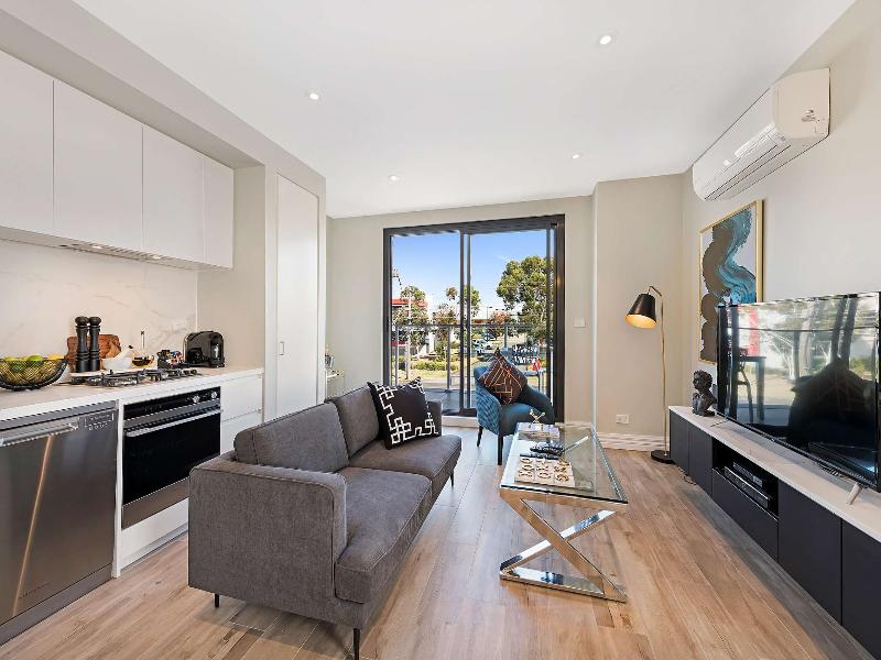 Manhattan Apartments - Notting Hill image
