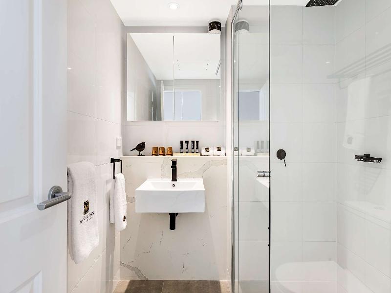 Manhattan Apartments - Notting Hill image