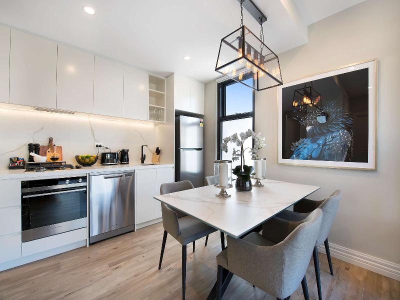Manhattan Apartments - Notting Hill image