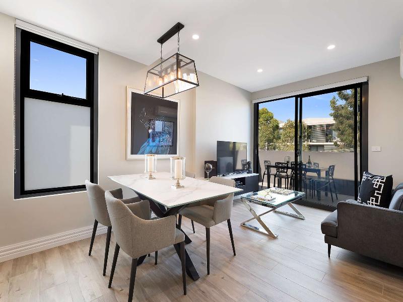 Manhattan Apartments - Notting Hill image