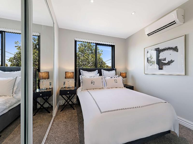 Manhattan Apartments - Notting Hill image