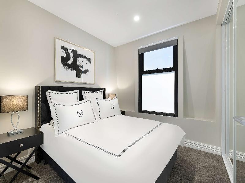 Manhattan Apartments - Notting Hill image