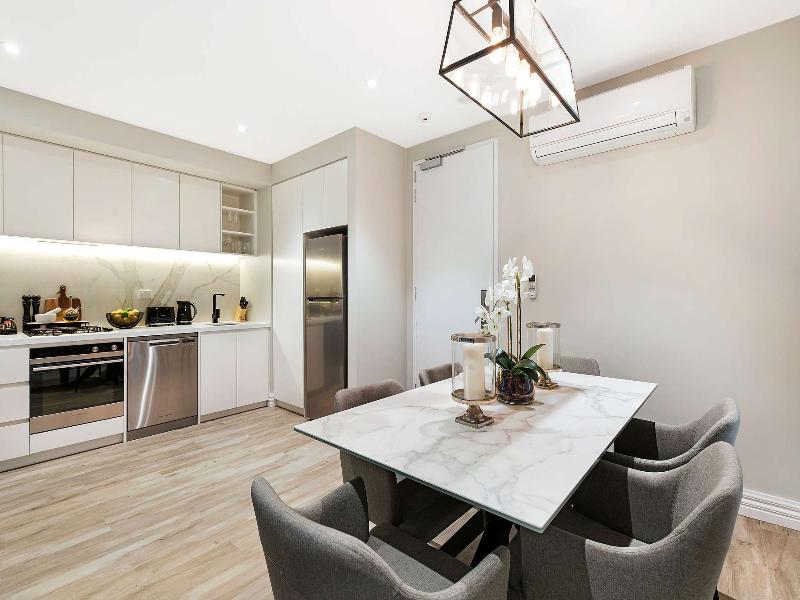 Manhattan Apartments - Notting Hill image