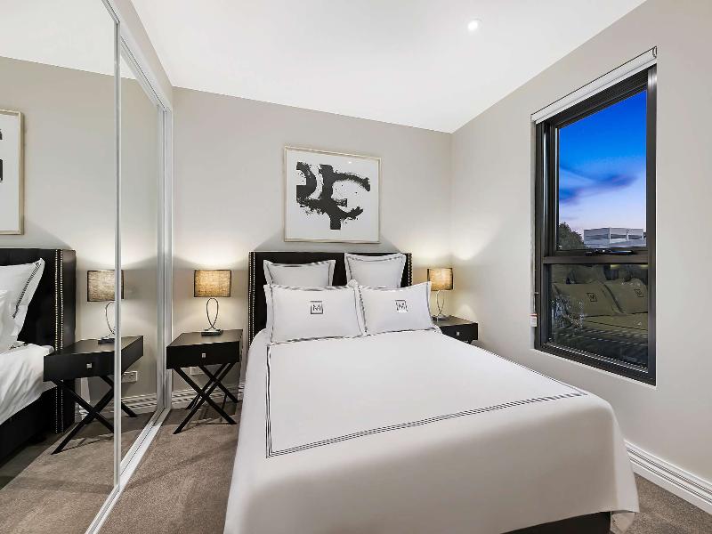 Manhattan Apartments - Notting Hill image