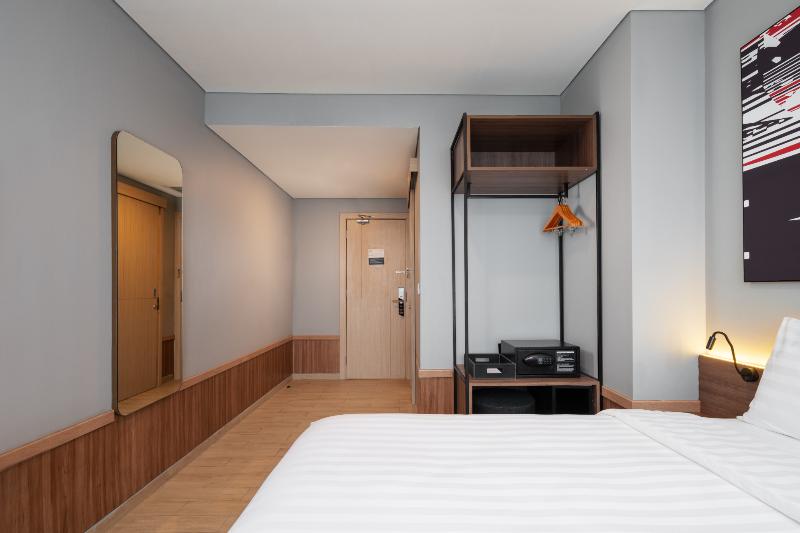Hotel Neo+ Airport Jakarta image