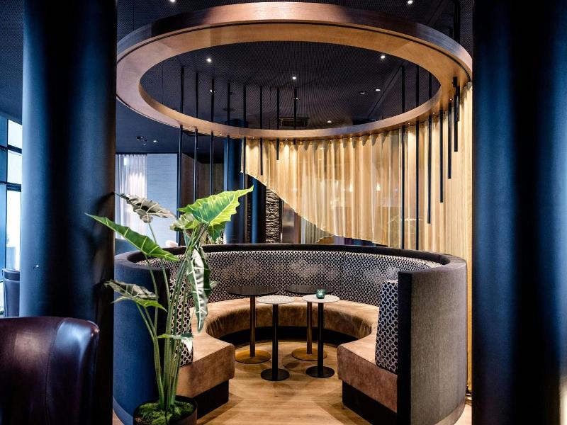 Motel One Frankfurt Messe image