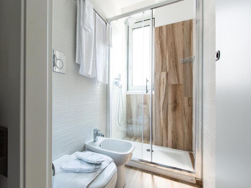 Aparthotel Isola image