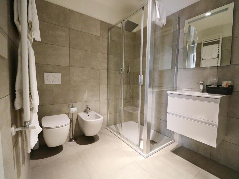 Aparthotel Isola image