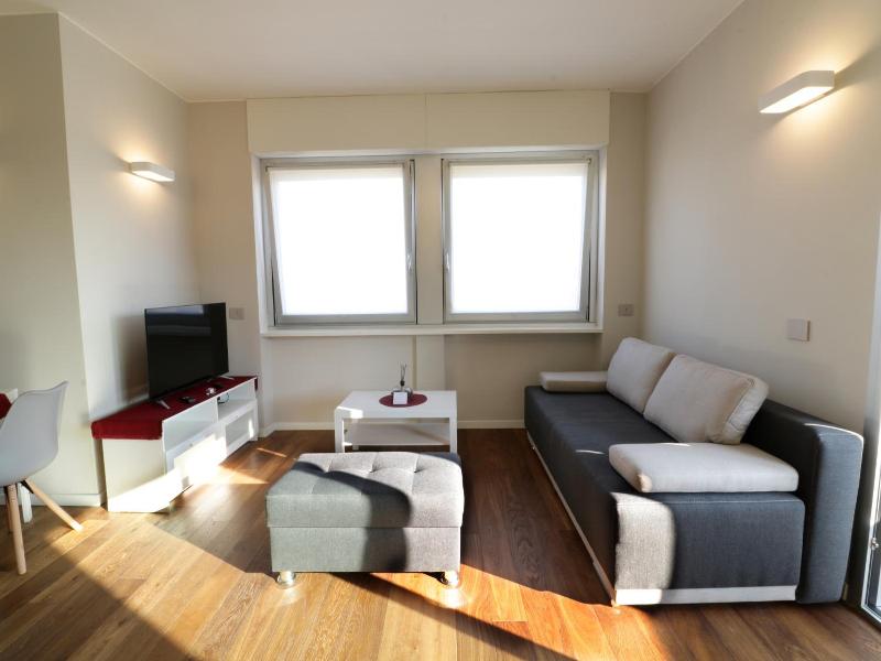 Aparthotel Isola image