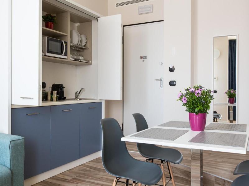 Aparthotel Isola image
