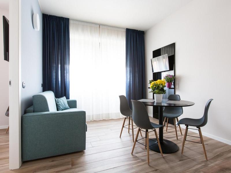 Aparthotel Isola image