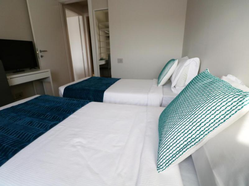 Aparthotel Isola image