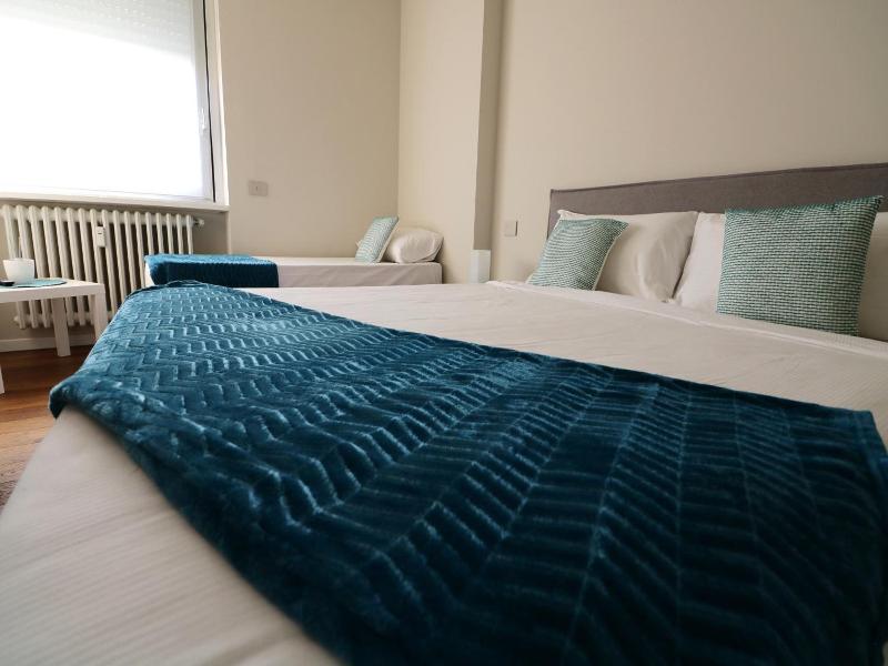 Aparthotel Isola image