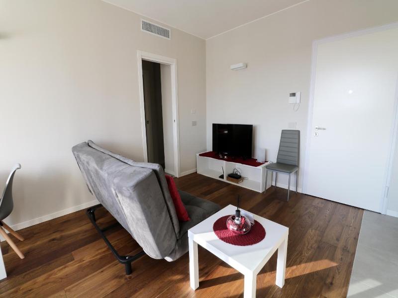 Aparthotel Isola image
